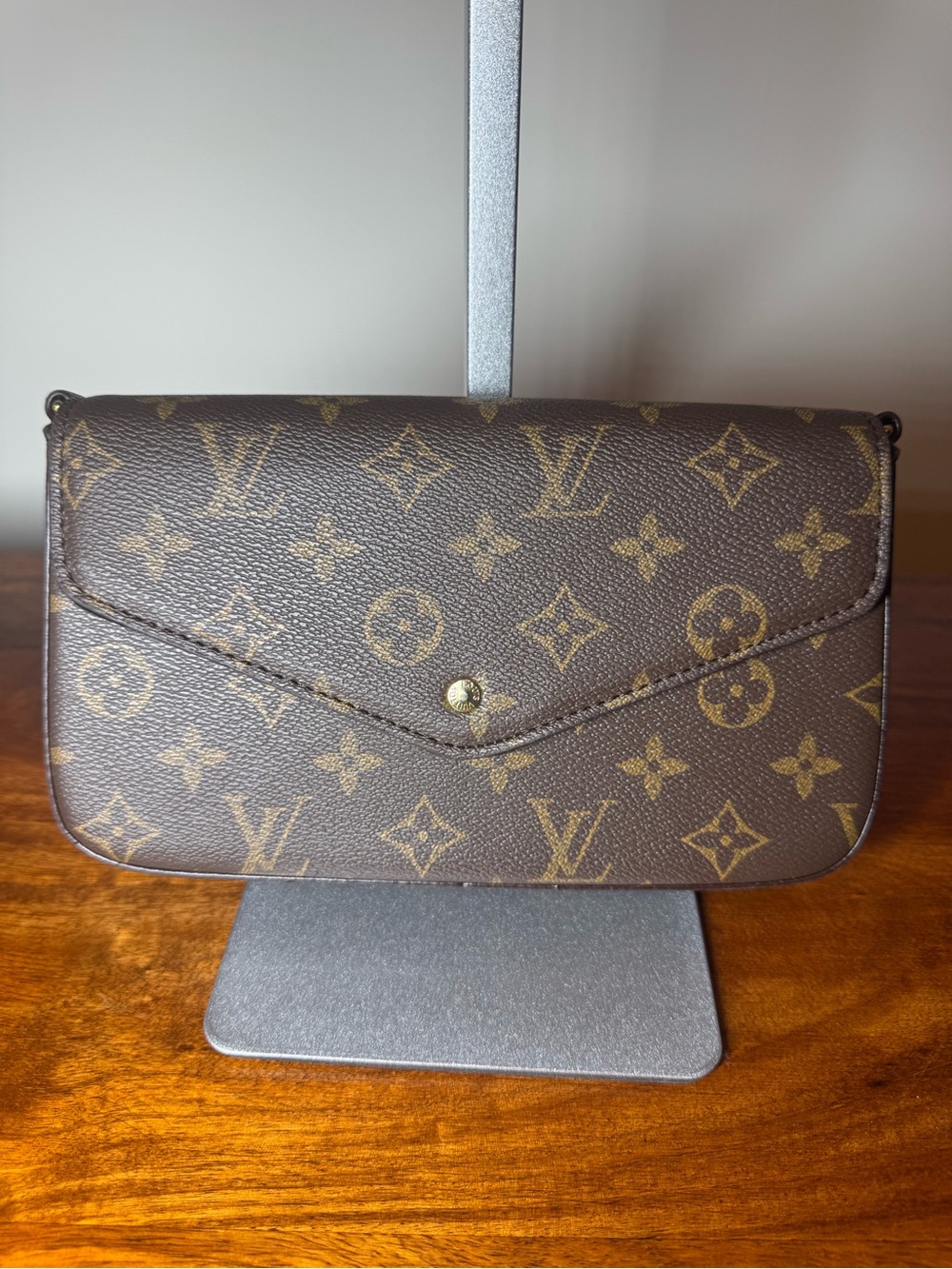 Envelope Crossbody Pouch. No Brand. Approx 8 inches wide.
